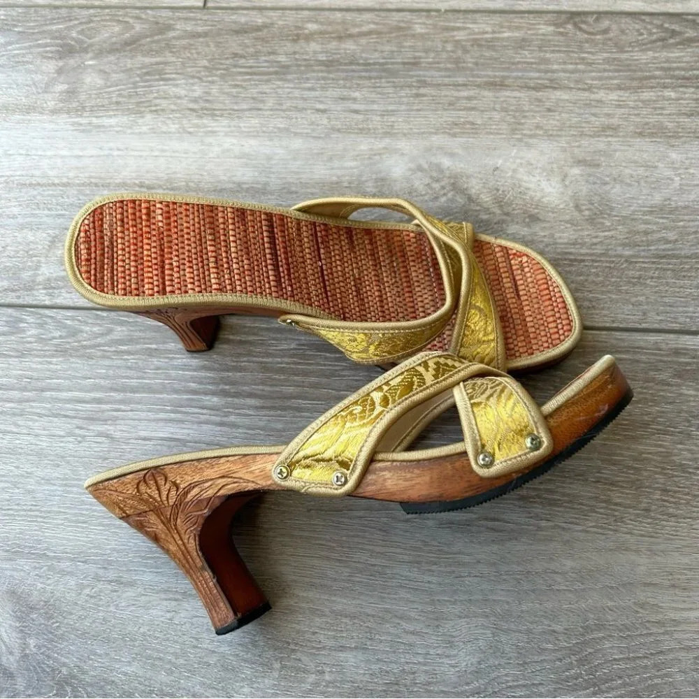 Vintage LM Gold Wooden Hand Tooled Heel Slipper Sandals